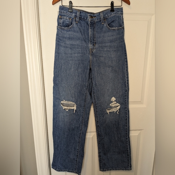 Levi's High-Waisted Straight Jeans - Size 28 - Picture 3 of 9